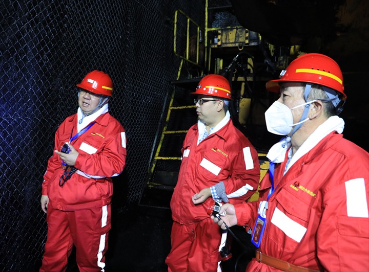 【聚焦云煤】云煤（南宫ng28）集团专职外部董事寸延峰一行赴陕西、山西煤炭生产企业考察学习