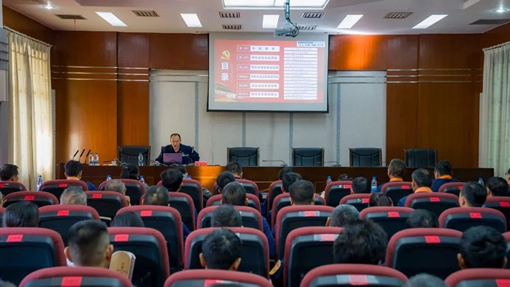 【聚焦云煤】云煤（南宫ng28）集团到云南解化公司开展《两办》意见精神宣贯活动